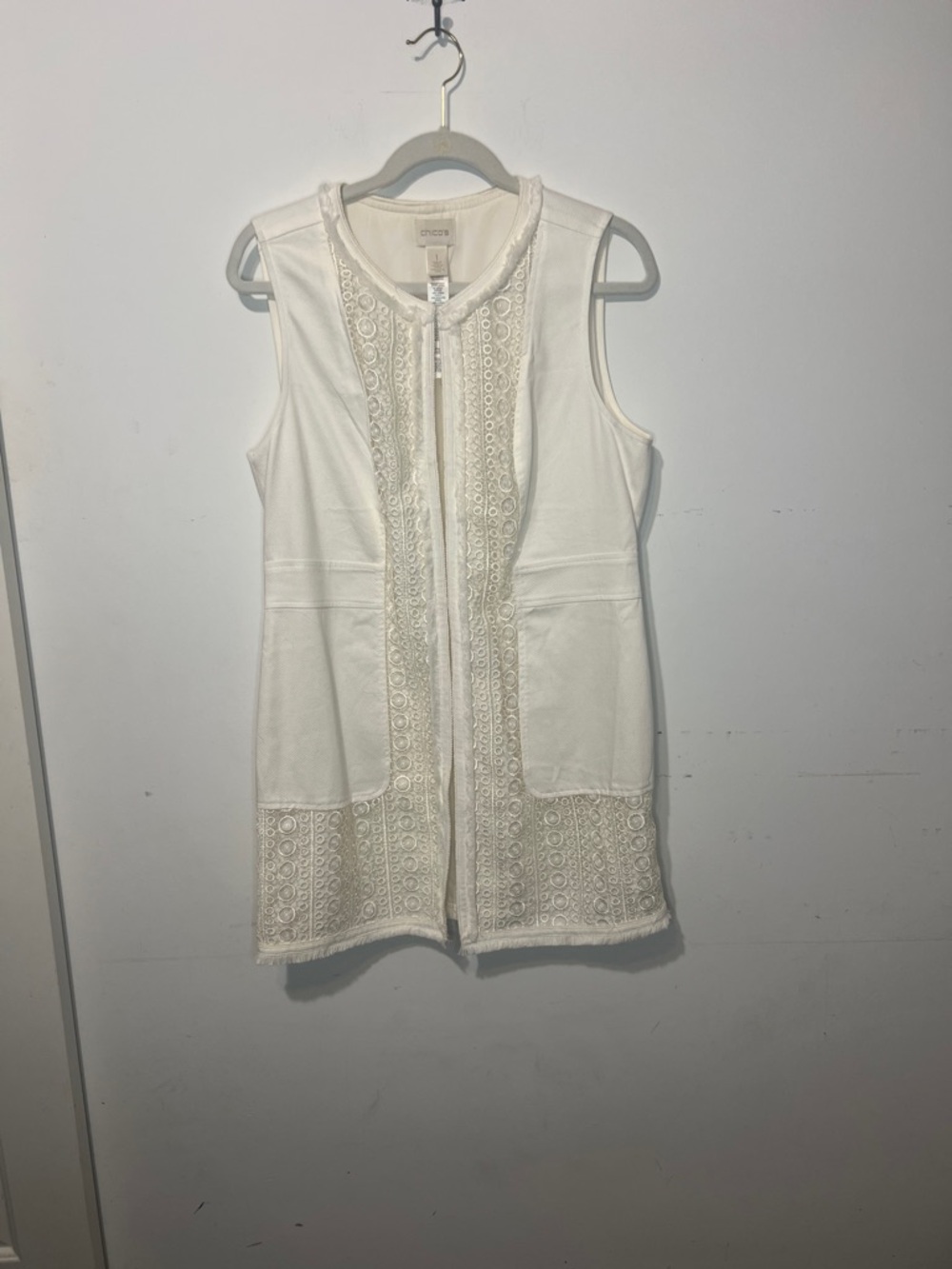 Chico’s Cream Eyelet Lace Fringe Long Vest Duster Size 1 (M)  Boho Fringe